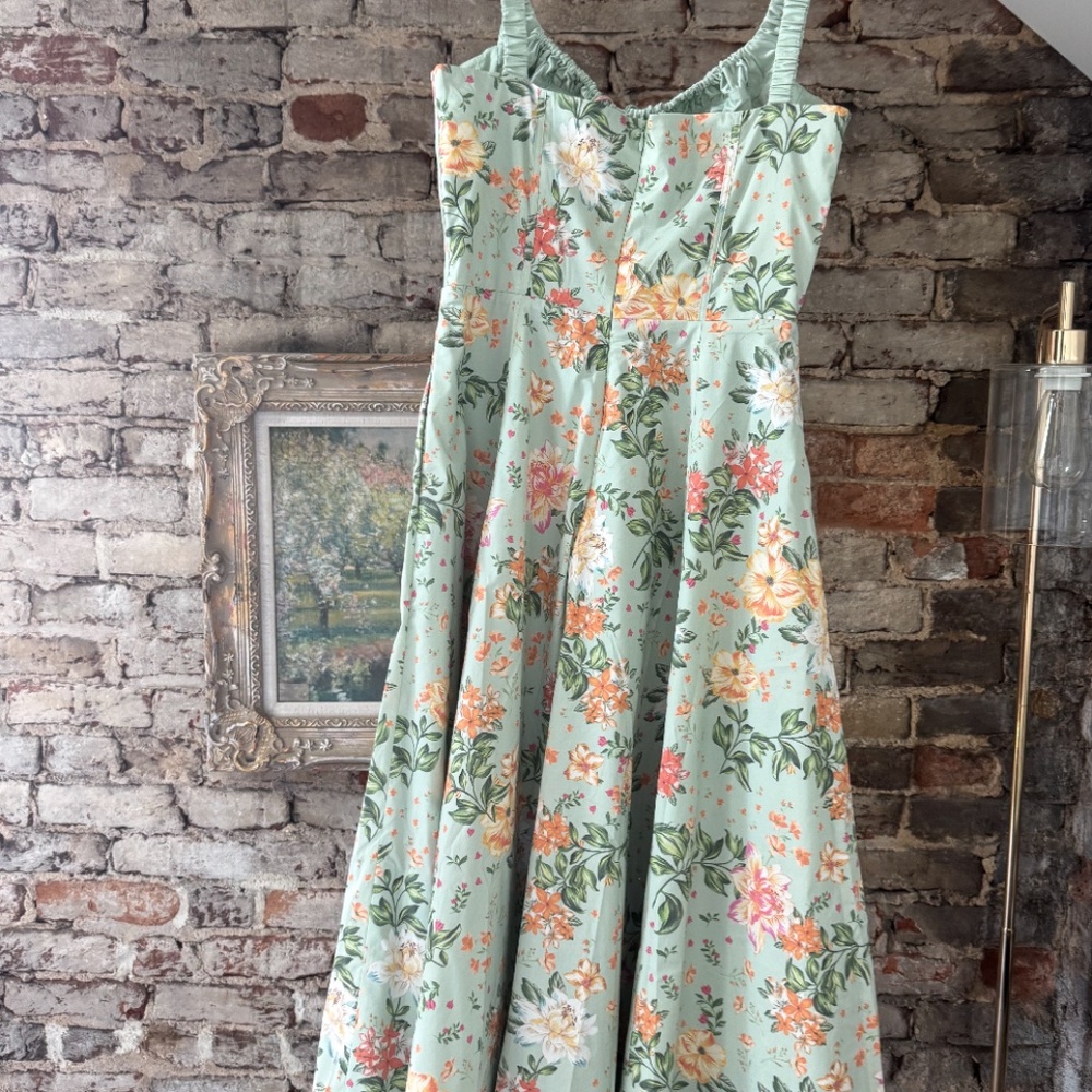 HOUSE OF CB SABRINA Midi Dress - LIGHT JADE PRINT BUSTIER SUNDRESS -PLUS CUP - Picture 6 of 7